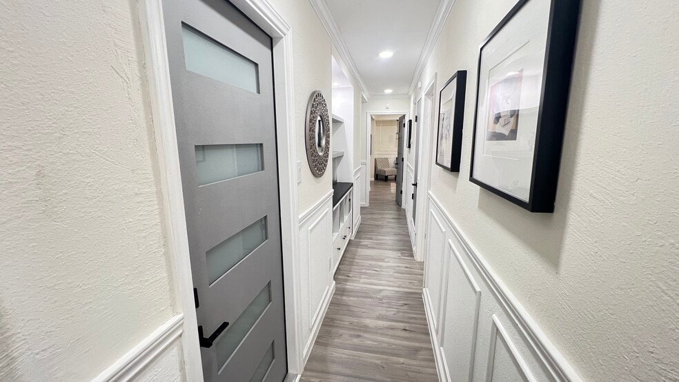 Building Photo - 2604 Nelwin Pl