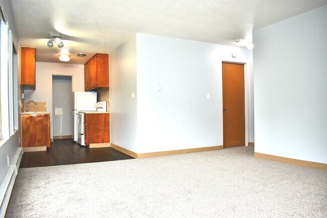 Building Photo - 3904 Martin Luther King Jr Way S