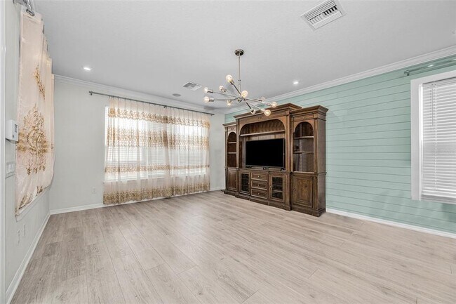 Building Photo - 13760 Stevenson Ln