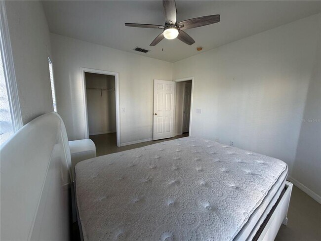 Building Photo - 3735 Conroy Rd