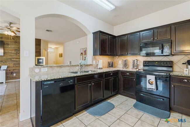 Building Photo - 5407 Laustin Ln