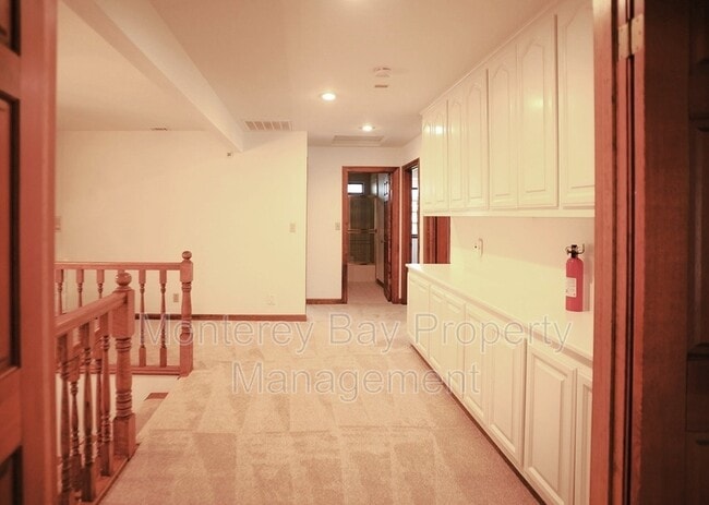 Building Photo - 3045 Lopez Rd