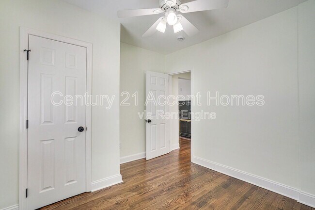 Building Photo - 4916 Chowan Ave