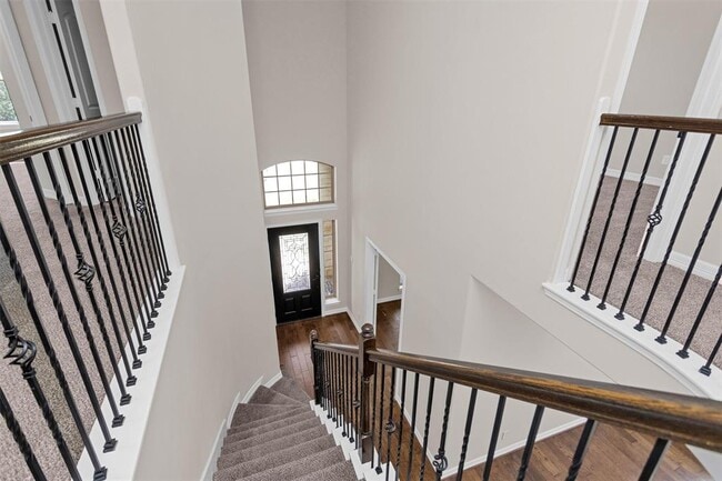 Building Photo - 24015 Richglen Court