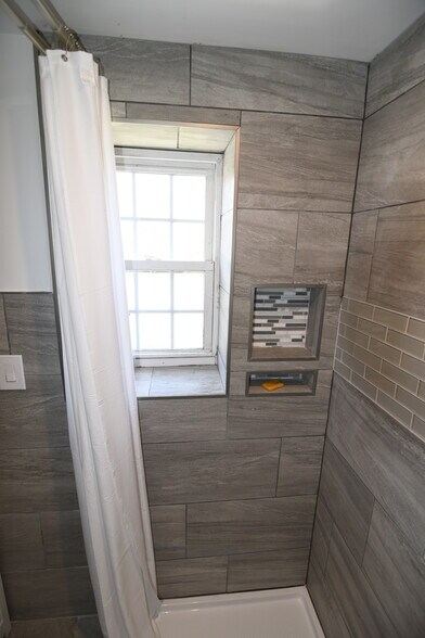 Niche and Window in Bathroom/Shower. - 309 Old York Rd