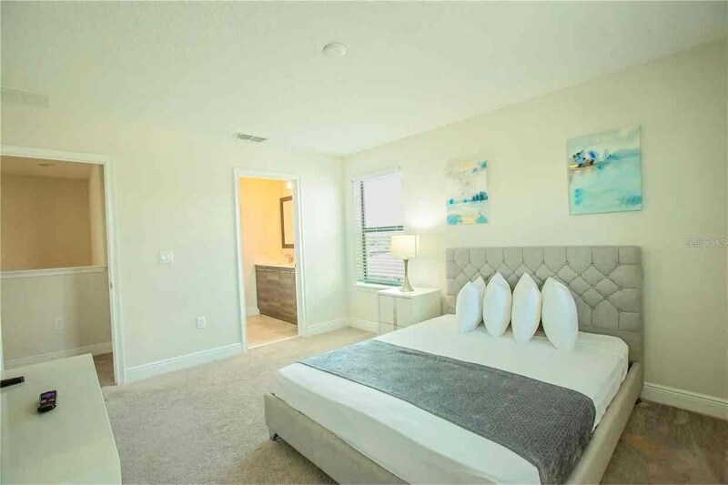 Building Photo - 181 Mitchell's Manor