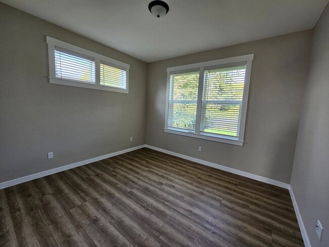 Building Photo - MOVE IN SPECIAL! Newly Built Home in Birch Bay Village!