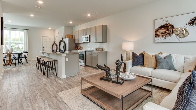 Building Photo - 2603 Comanche Ct