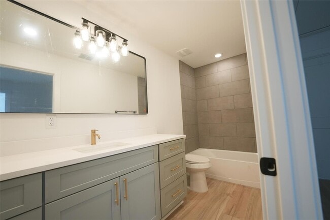 Building Photo - 48 Acacia Dr