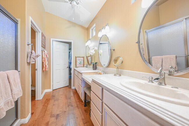 Building Photo - 80172 Green Hills Dr