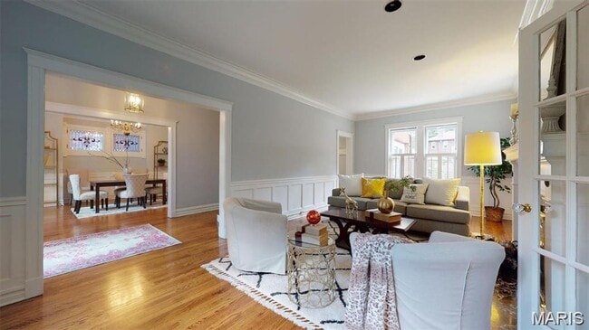 Building Photo - Charming home in the Heart of University City.