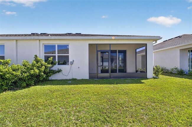 Building Photo - 2425 Bending Bonsai Dr