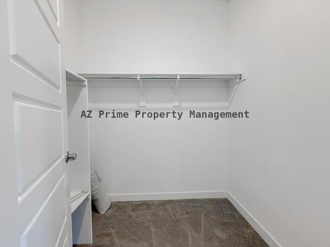 Building Photo - 2269 W Echo Ln