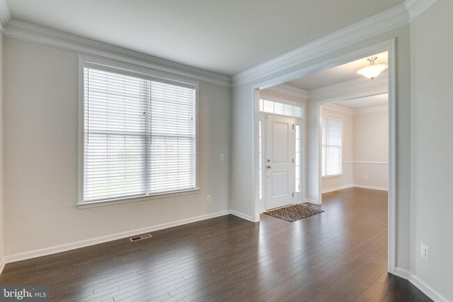 Building Photo - 41256 Lenah Point Dr