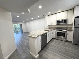 Building Photo - 8820 Royal Palm Blvd