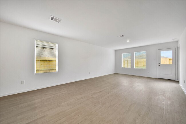 Building Photo - 31406 Casacalenda Ln