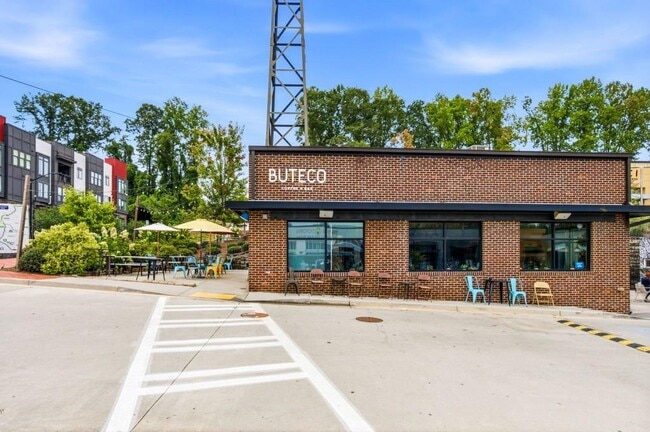 Building Photo - 395 Pratt Dr SE