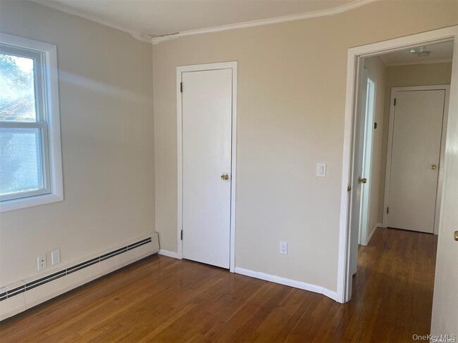 Building Photo - 52 Grand Pl