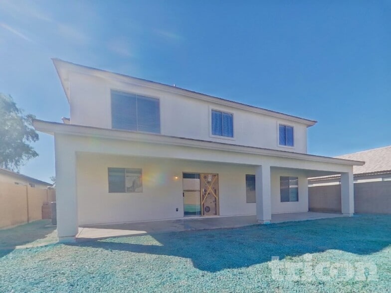 Building Photo - 11218 W Elm Ln