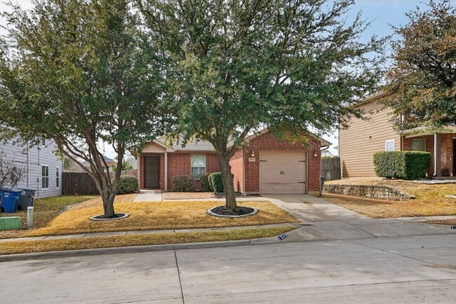 Building Photo - 1942 Courtside Dr