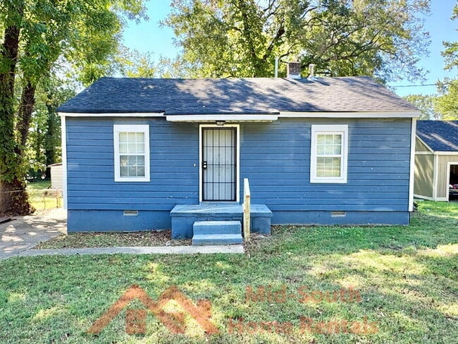 Building Photo - 1761 Winston Dr