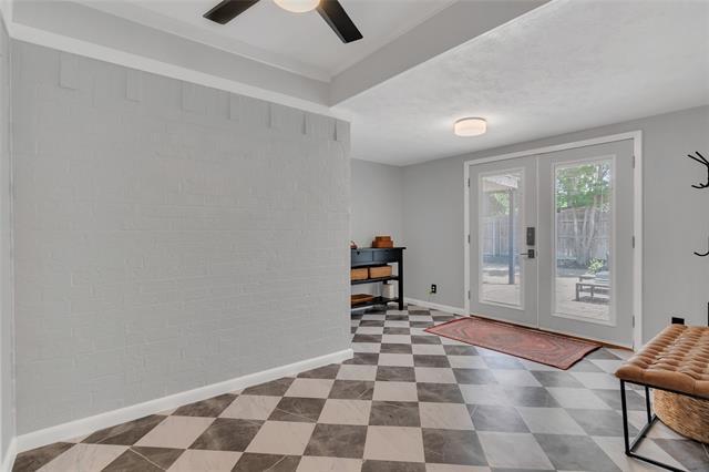 Building Photo - 1937 Lexington Pl
