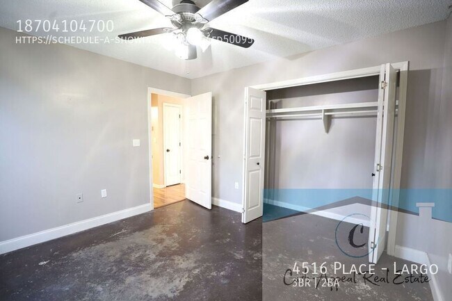 Building Photo - 4516 Place-Largo