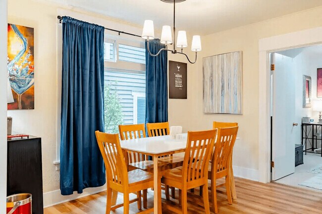 Building Photo - 756 N 76th St