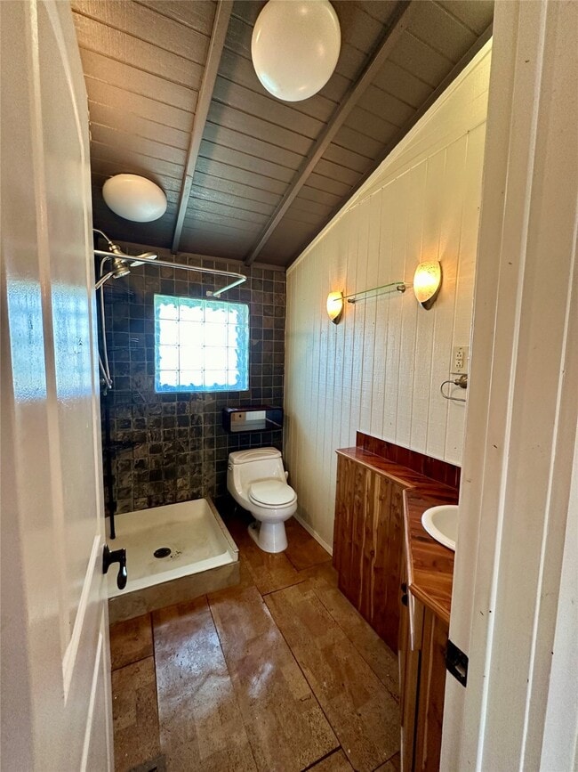 Building Photo - 354 2nd St