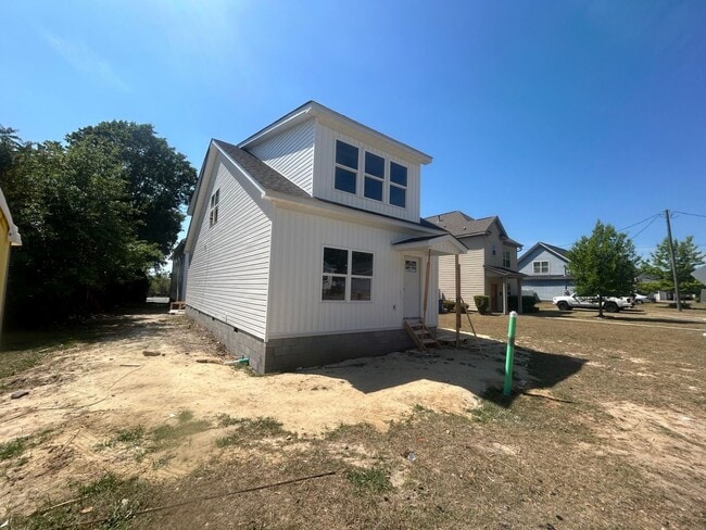 Building Photo - 1311 McDuffie Ave