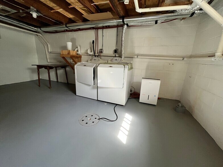 Building Photo - 2150 Frederick St