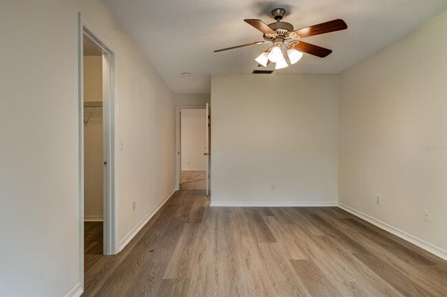 Building Photo - 1106 Golf Club Ct
