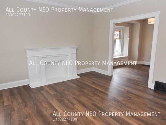 Building Photo - 1224 W Clifton Blvd