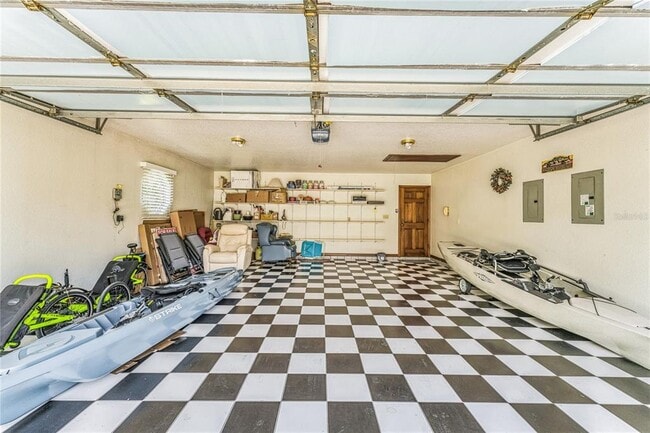 Building Photo - 404 Anderson Dr