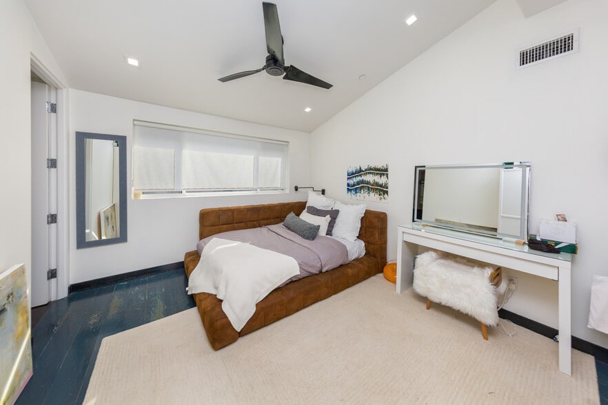 Building Photo - 9401 Kirkside Rd