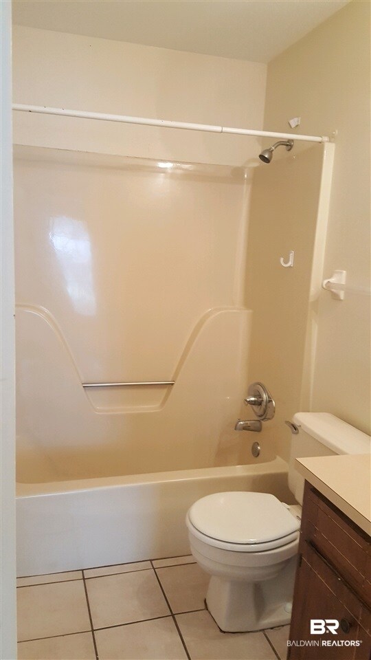 Building Photo - 103 Rainer Cir