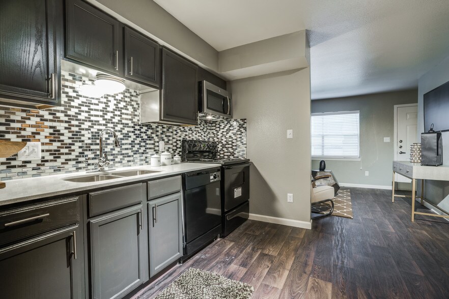 The Foundry Apartments 4900 Bryant Irvin Rd N Fort Worth TX 76107