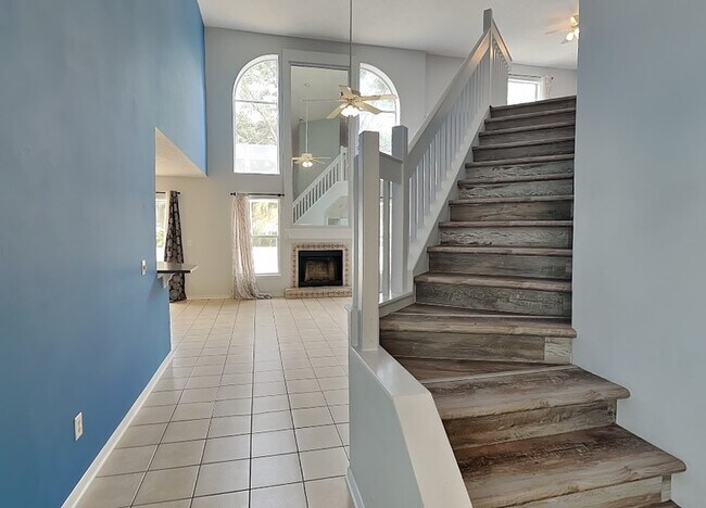 Building Photo - 10935 Rushwood Way