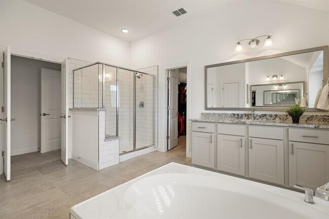 Building Photo - 2901 Oak Chase Cv