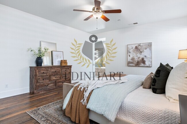 Building Photo - 1632 N Broadbent Ln