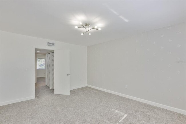 Building Photo - 1620 58th Ave S