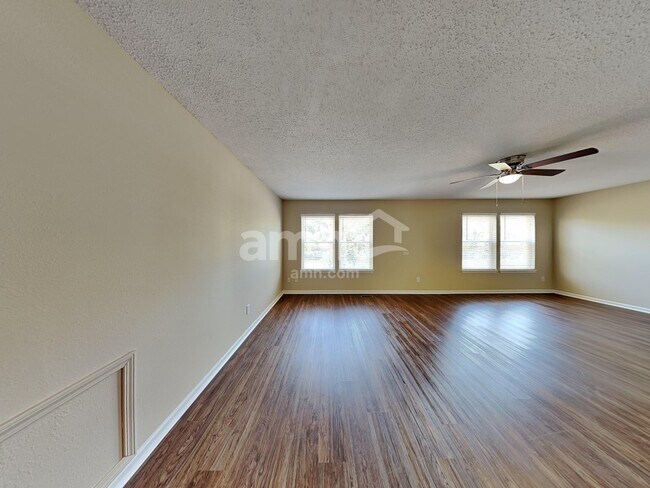 Building Photo - 1688 Harvest Meadow Dr