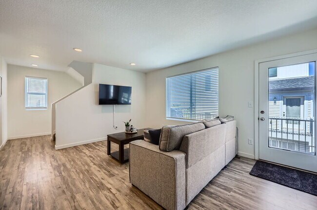 Building Photo - 9161 Castlebear Dr