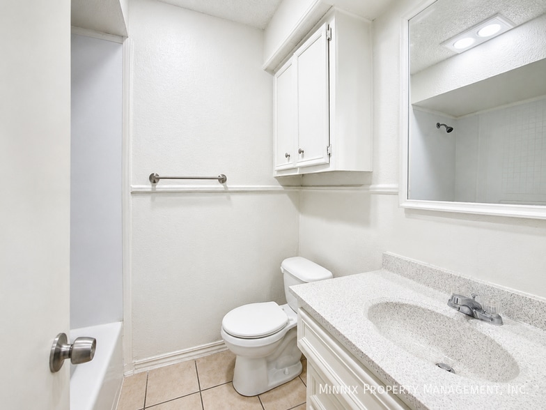 Building Photo - 5712 Brownfield Dr