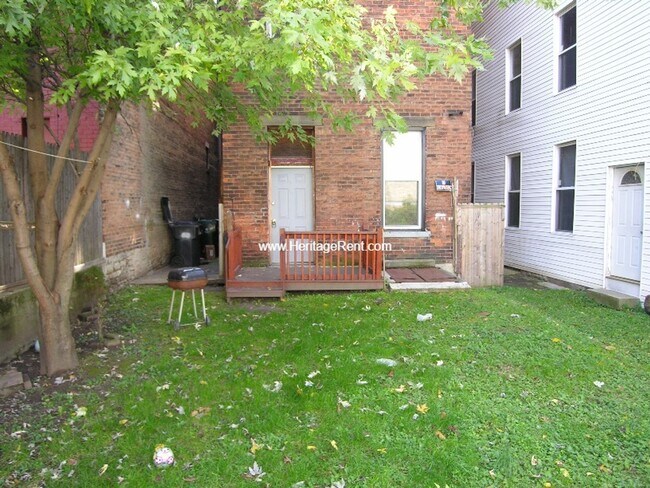 Building Photo - 1042 Marshall Ave