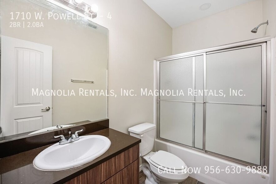 Building Photo - 1710 W Powell St