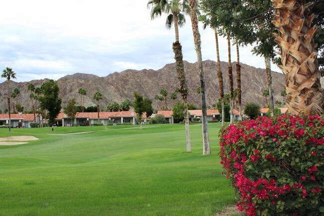 Building Photo - 55069 Oak