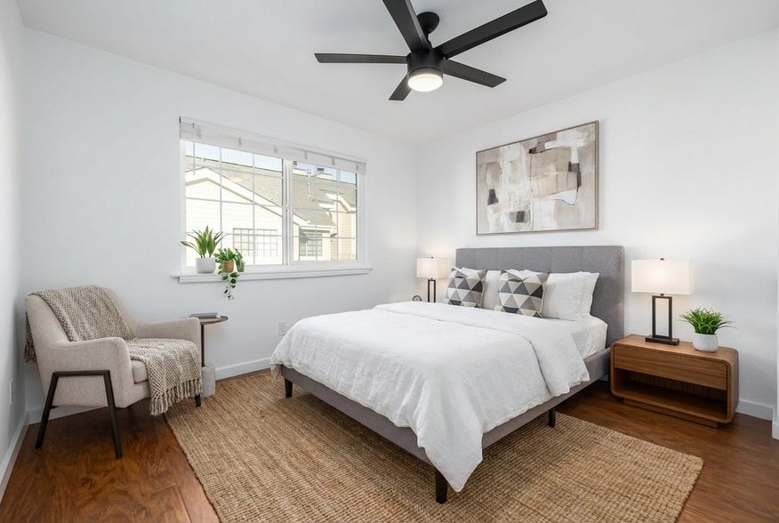 Bedroom - 4816 E Kentucky Ave