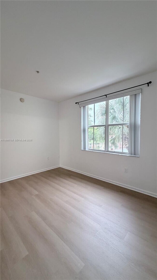 Building Photo - 4602 SW 160th Ave