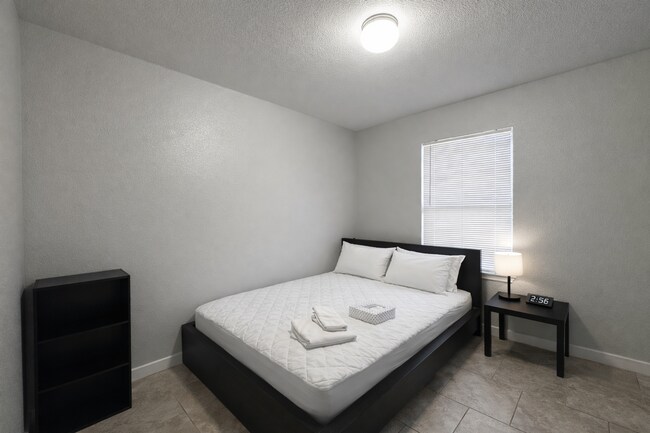 Building Photo - 3 BED 2 BATH AUSTIN TX!!! NEW MANAGEMENT!!!!